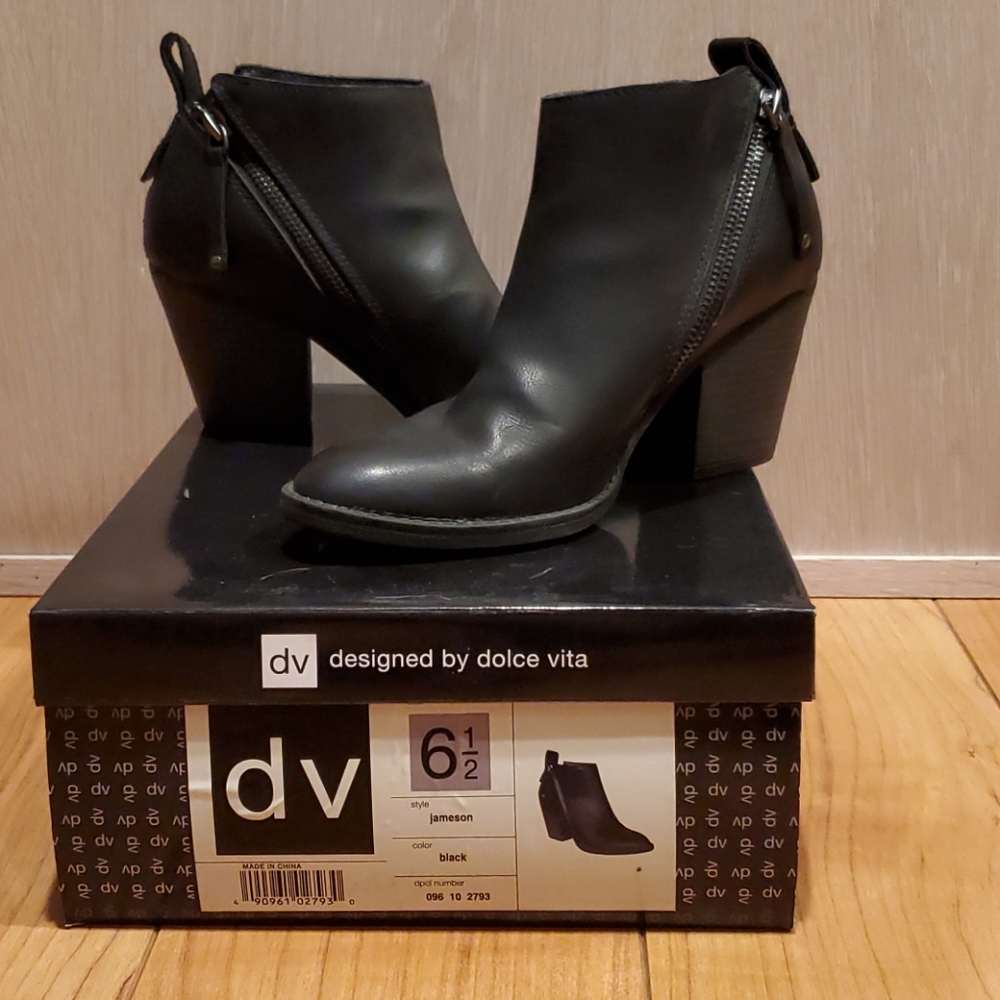 DV by DOLCE VITA Black Leather Zip Up Boot…
